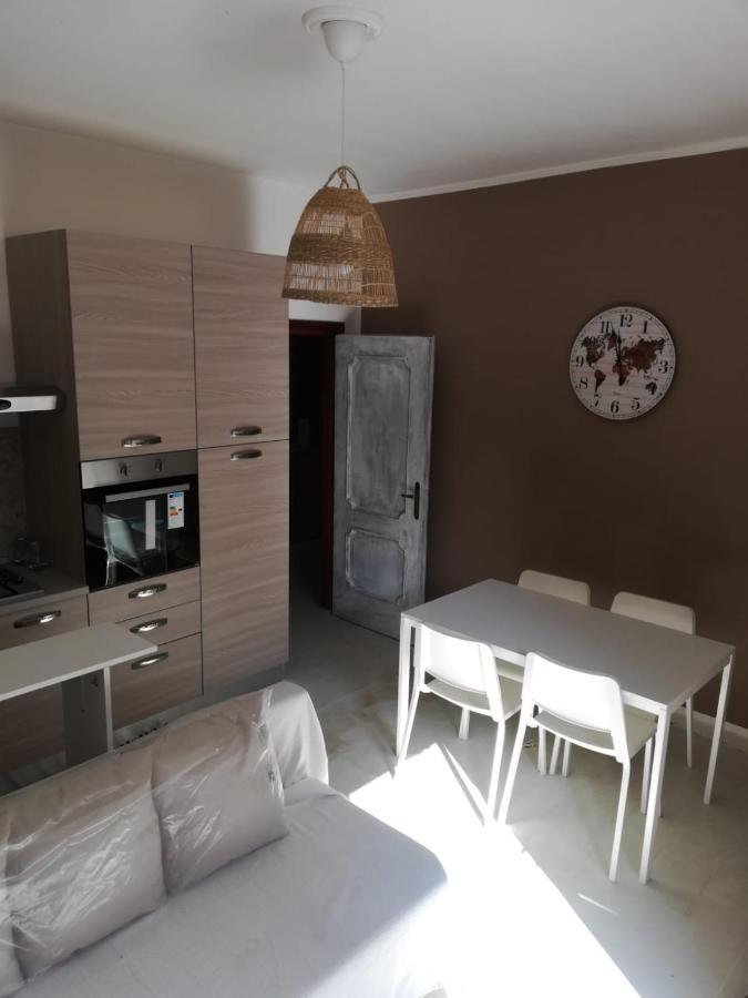 Appartamento Corallo With Private Garden ออลเบีย ภายนอก รูปภาพ